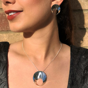 
            
                Load image into Gallery viewer, Statement Silver Wave Necklace and Earrings Set- Otis Jaxon Silver Jewellery
            
        