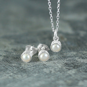 Textured White Silver Pearl Necklace - Otis Jaxon Silver Jewellery