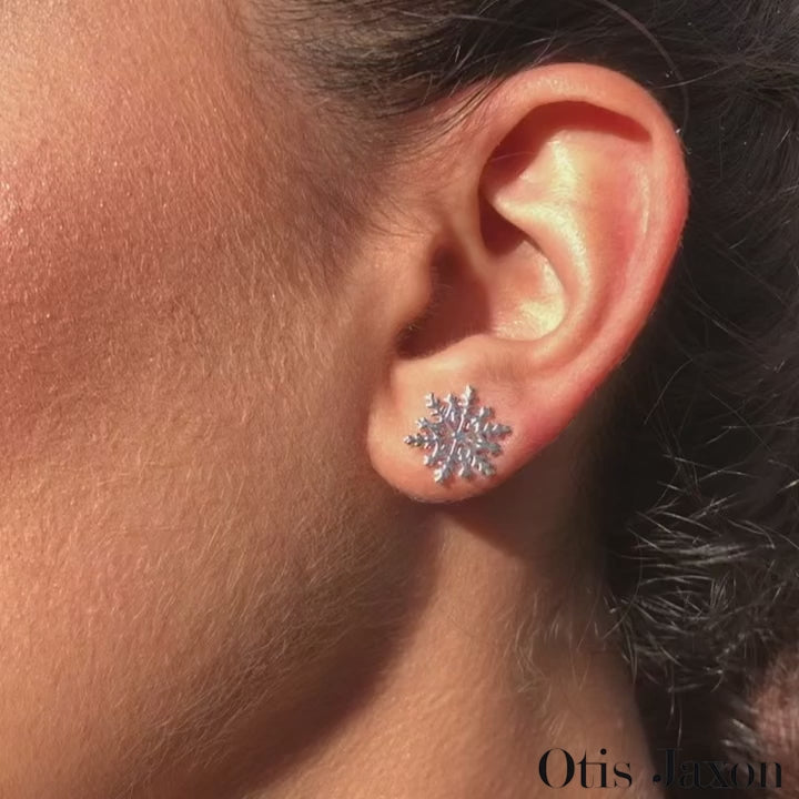 
            
                Load and play video in Gallery viewer, Rose Gold Snowflake Earrings - Otis Jaxon Silver Jewellery
            
        