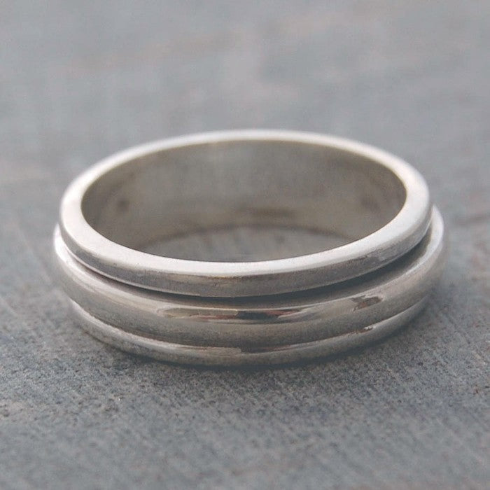 
            
                Load image into Gallery viewer, Silver Spinning Ring - Otis Jaxon Silver Jewellery
            
        