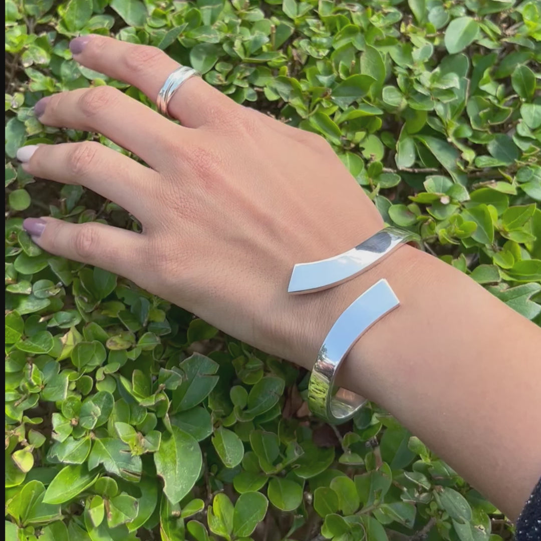 Sterling Silver Hinged Chunky Geometric Bangle