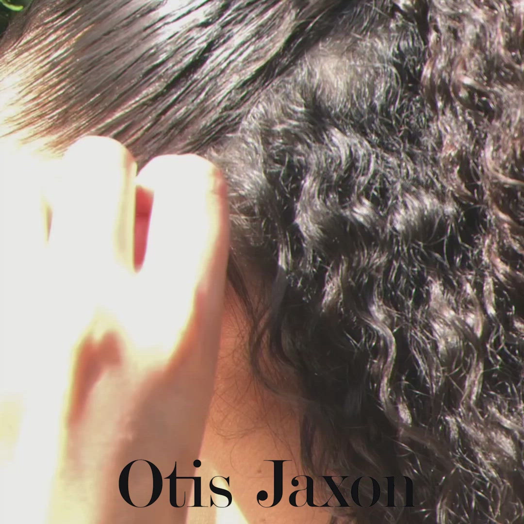 How to put on Rose Gold Double Circle Ear Climbers 