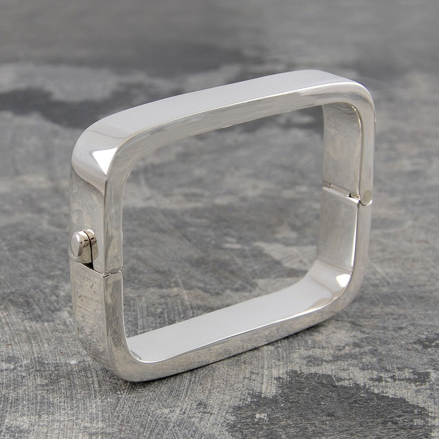 
            
                Load image into Gallery viewer, Rectangular Contemporary Silver Hinged Bangle - Otis Jaxon Silver Jewellery
            
        