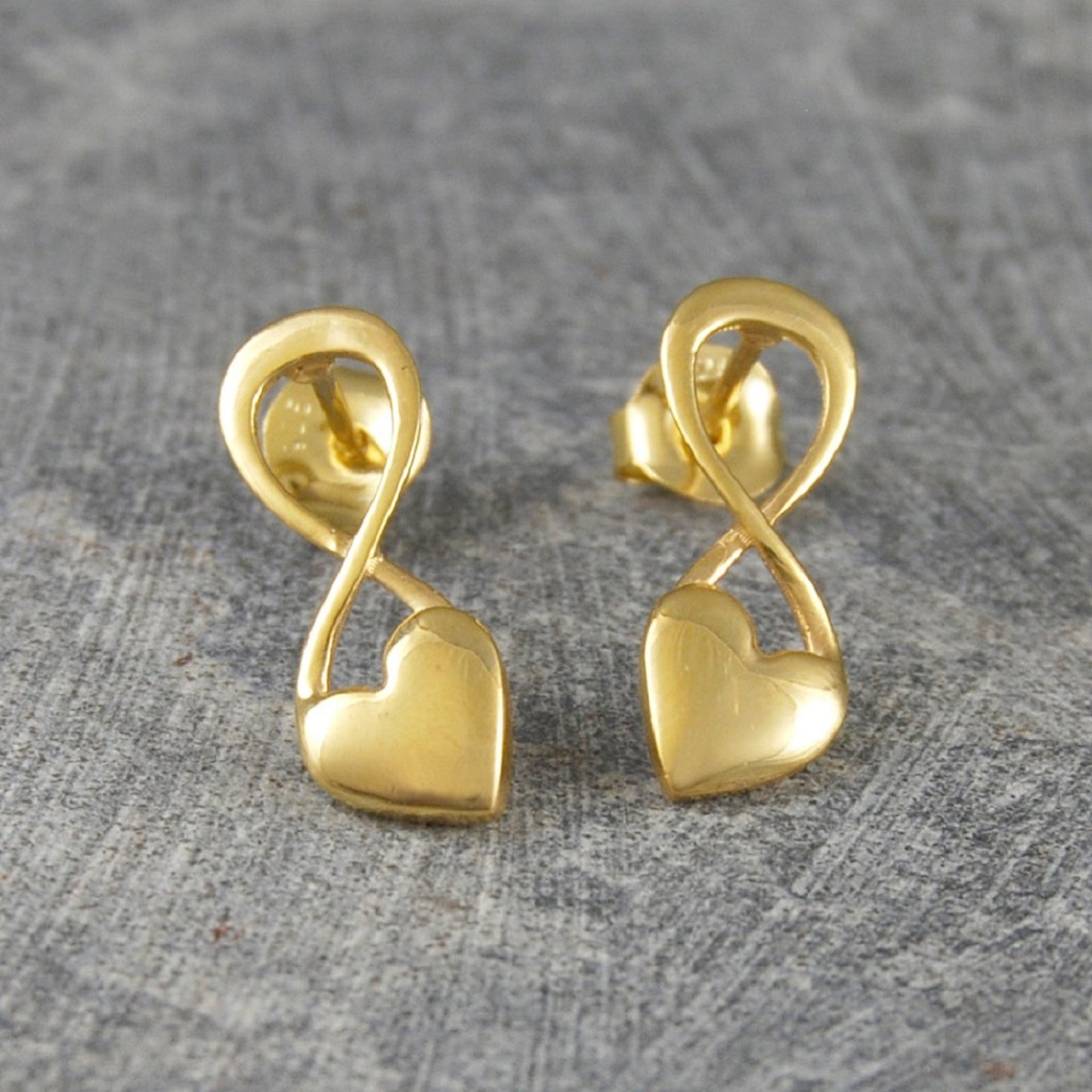 Puffed Heart 18kt Gold Plated Silver Valentines Stud Earrings