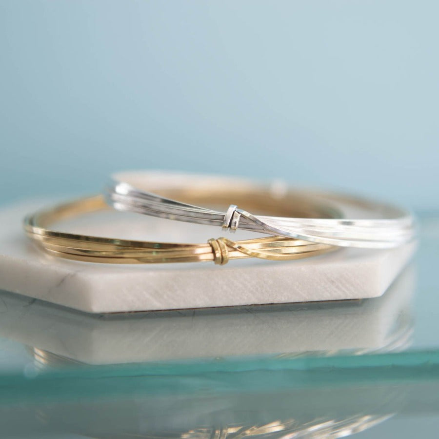 
            
                Load image into Gallery viewer, Round Sterling Silver Wire Bangle - Otis Jaxon Silver Jewellery
            
        