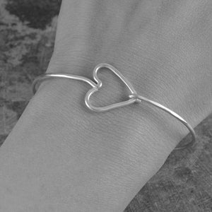 
            
                Load image into Gallery viewer, Silver Hinged Heart Bangle - Otis Jaxon Silver Jewellery
            
        