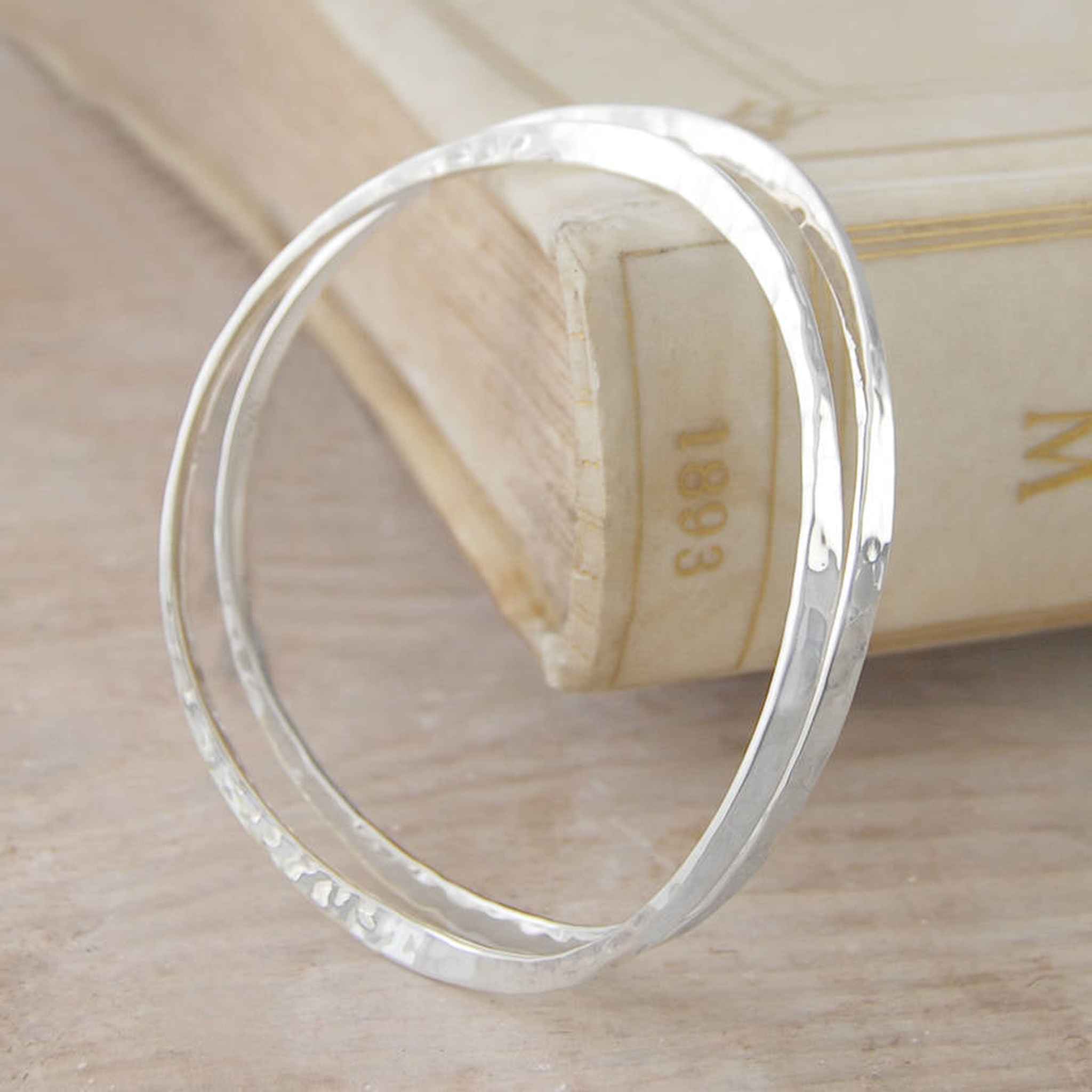 アクセサリー CTHY BANGLE RHODIUM SILVER CTHY HERITAGE BANGLE RHODIUM SILVER バングル CTHY BANGLE | CTHY